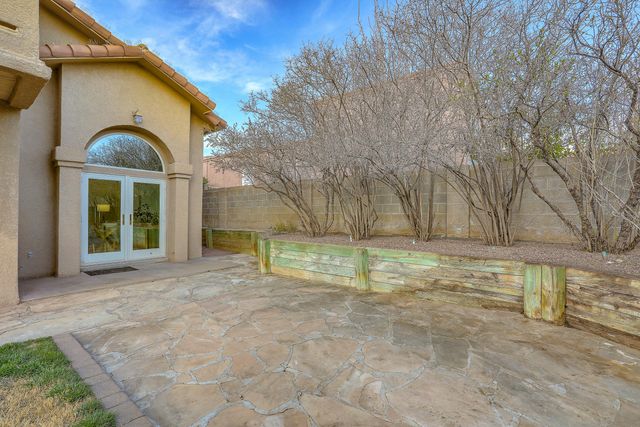 13400 Pinnacle Court NE, Albuquerque, NM 87112