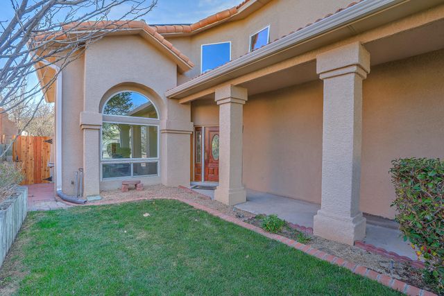 13400 Pinnacle Court NE, Albuquerque, NM 87112