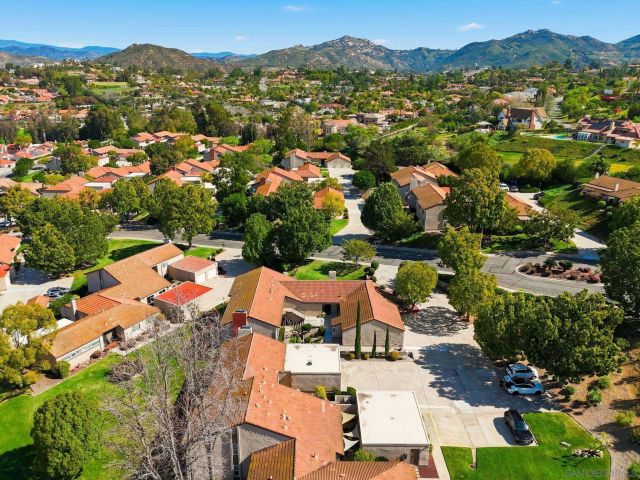 17444 Plaza Otonal, San Diego, CA 92128