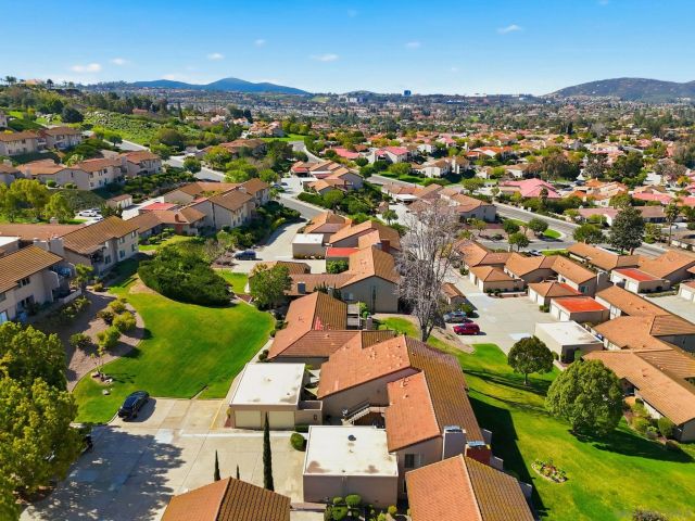 17444 Plaza Otonal, San Diego, CA 92128