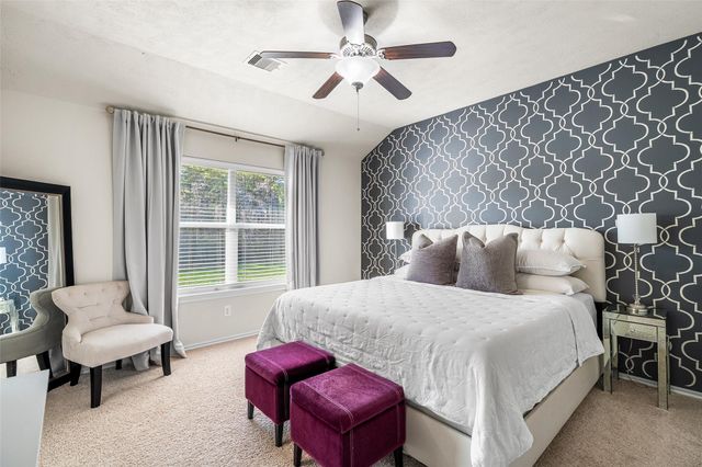 267 Bloomhill Place, Magnolia, TX 77354