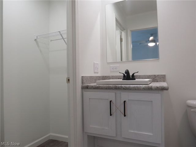 2659 Lake Breeze Drive, Madison, OH 44057