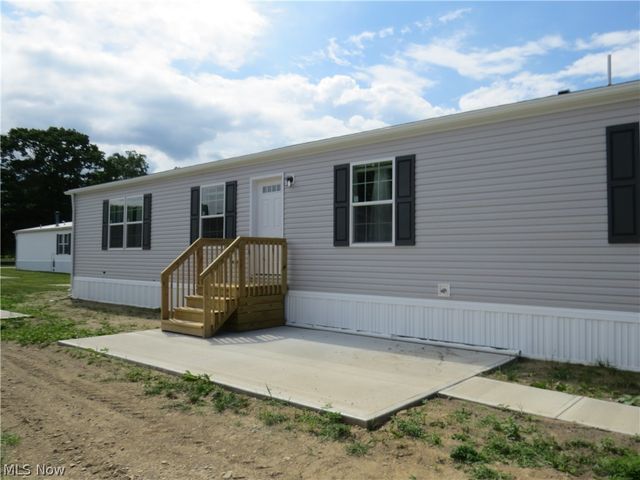 2659 Lake Breeze Drive, Madison, OH 44057