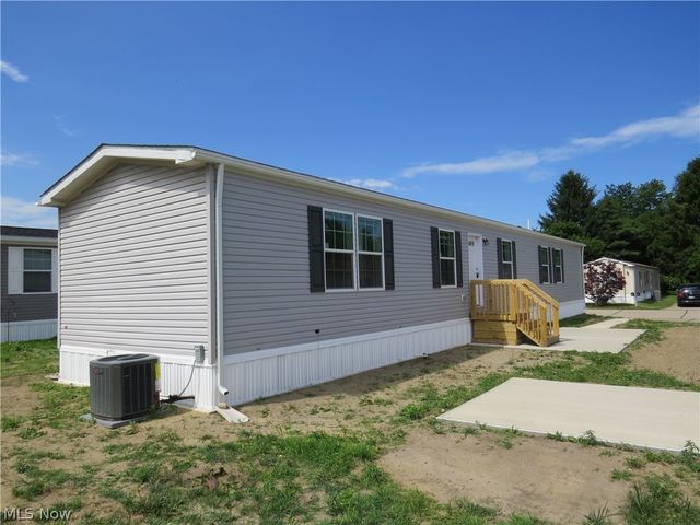 2659 Lake Breeze Drive, Madison, OH 44057