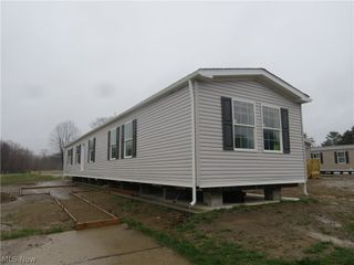 2659 Lake Breeze Drive, Madison, OH 44057