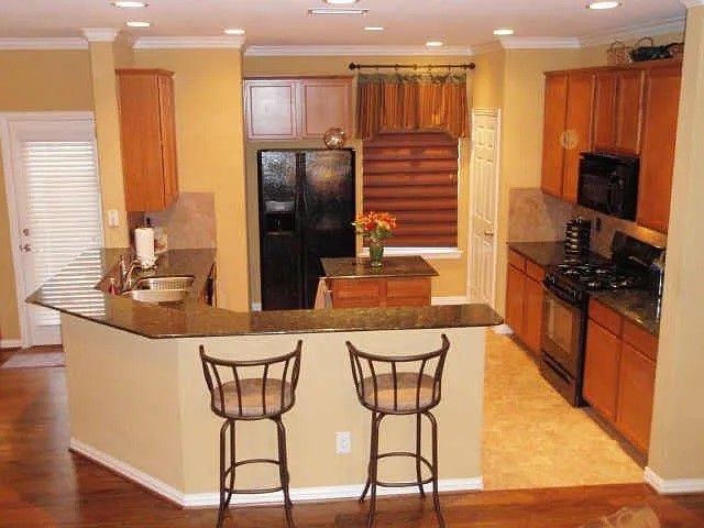 6404 Star Crossed Place, Dallas, TX 75252