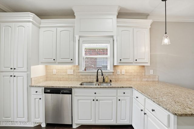 109 Elizabeth Drive, Brandon, MS 39042