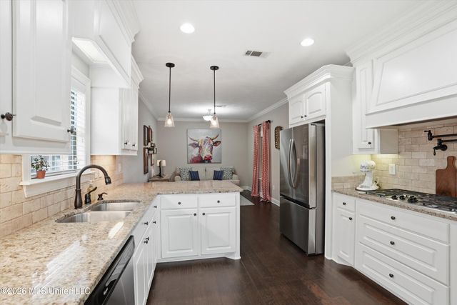 109 Elizabeth Drive, Brandon, MS 39042