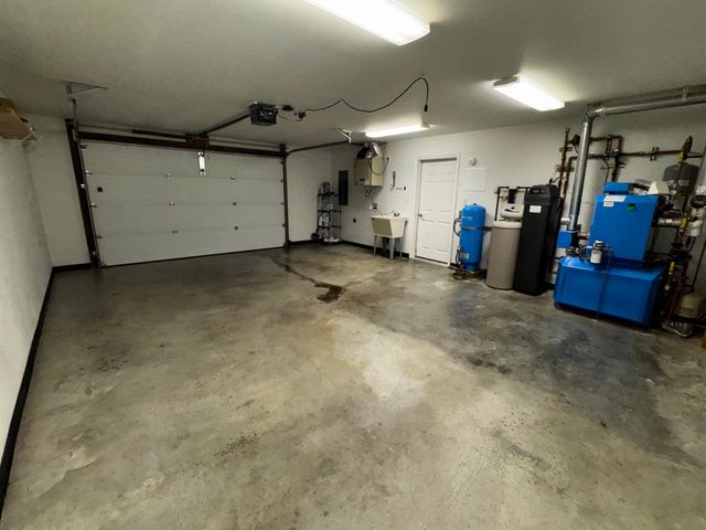 2039 AARON AVENUE, North Pole, AK 99705