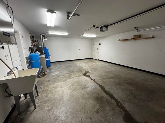 2039 AARON AVENUE, North Pole, AK 99705