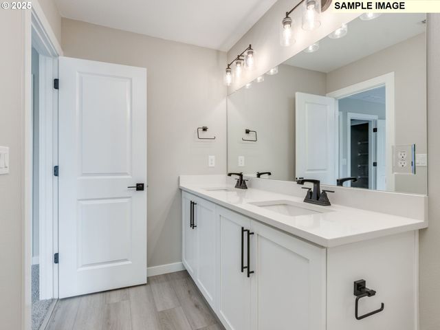 740 Nw 178TH Way, Ridgefield, WA 98642