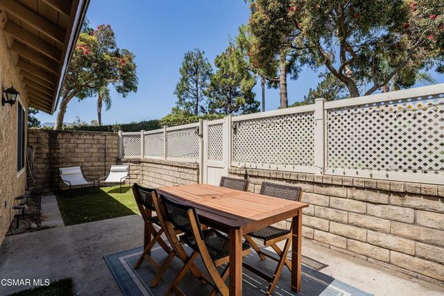 44113 Village 44, Camarillo, CA 93012