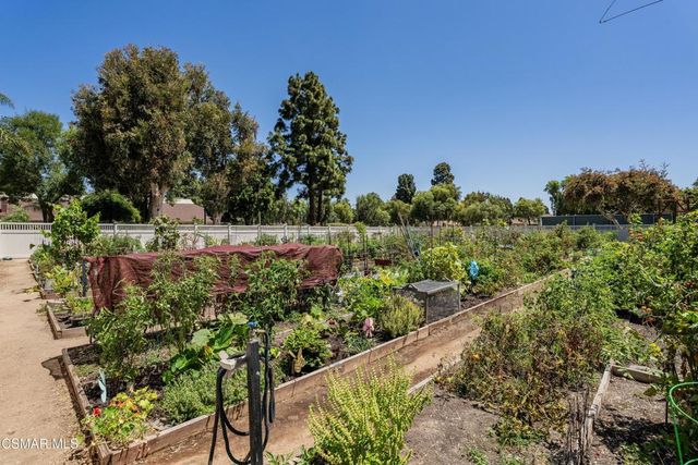 44113 Village 44, Camarillo, CA 93012