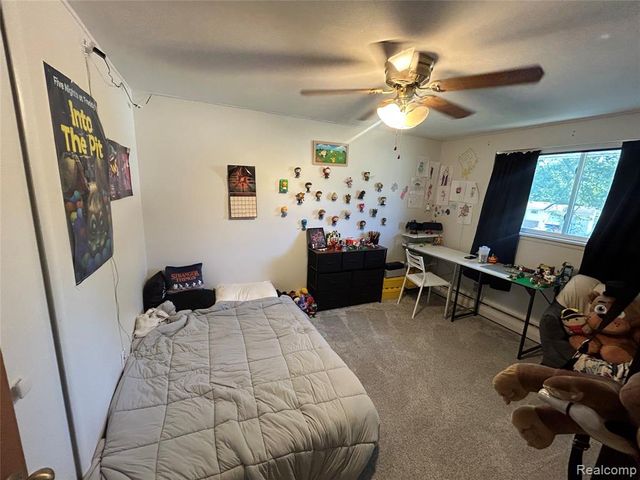 4580 Chadsworth Street, Commerce Twp, MI 48382