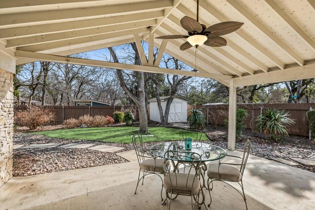 1303 Dragon DR, Round Rock, TX 78681