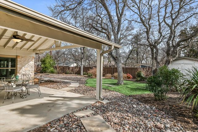 1303 Dragon DR, Round Rock, TX 78681