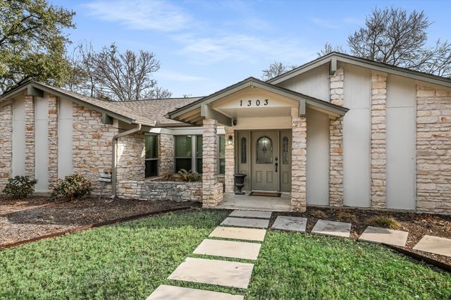 1303 Dragon DR, Round Rock, TX 78681