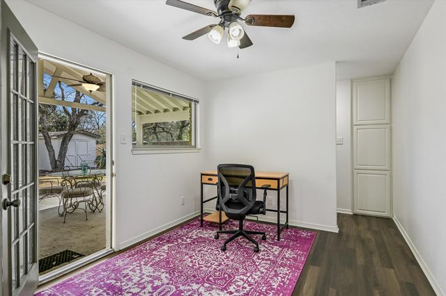 1303 Dragon DR, Round Rock, TX 78681