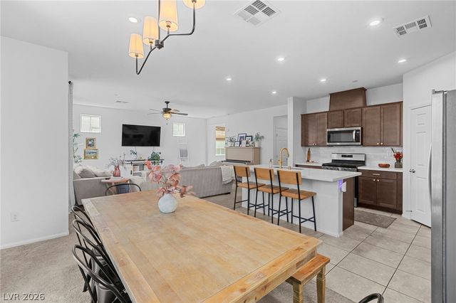 1034 Huckburn Avenue, Henderson, NV 89015