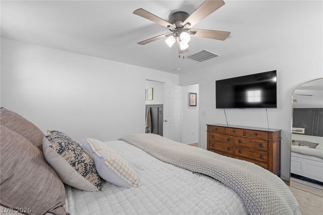 1034 Huckburn Avenue, Henderson, NV 89015