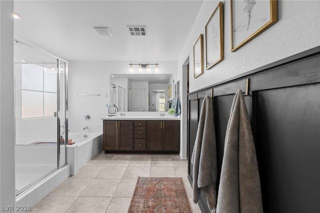 1034 Huckburn Avenue, Henderson, NV 89015