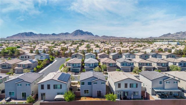 1034 Huckburn Avenue, Henderson, NV 89015
