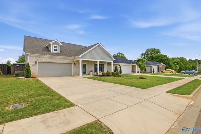 125 Harvest Moon Drive, Harvest, AL 35749