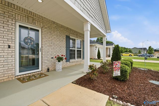 125 Harvest Moon Drive, Harvest, AL 35749