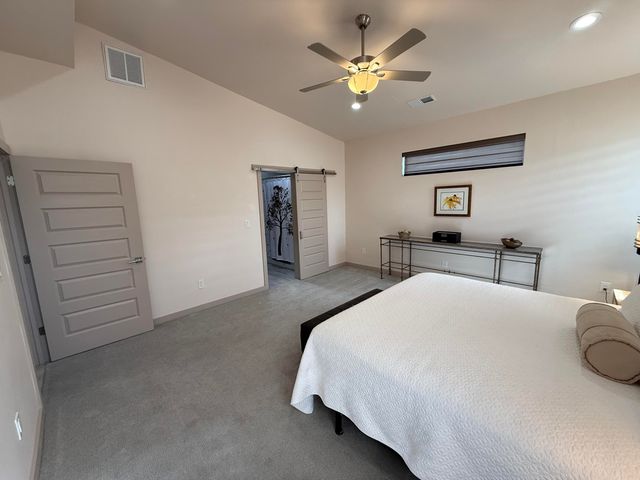 18 Camel Road, Los Lunas, NM 87031