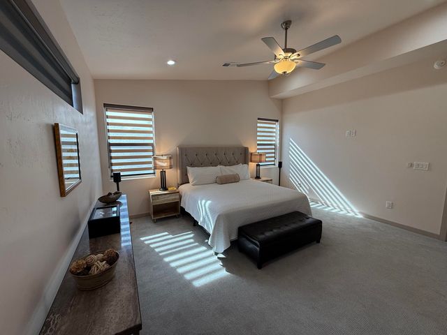 18 Camel Road, Los Lunas, NM 87031