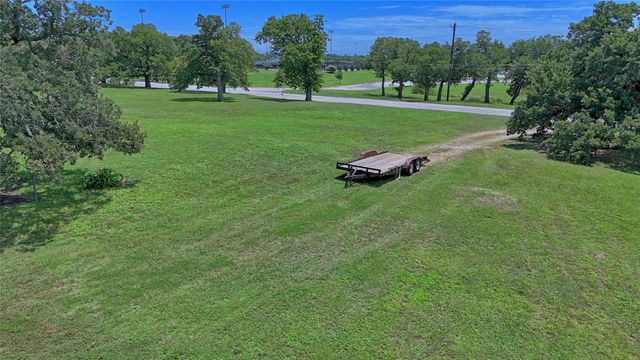 604 S Mill Street, Bowie, TX 76230