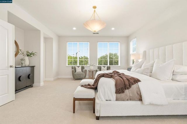 1926 Barossa Dr, San Ramon, CA 94582