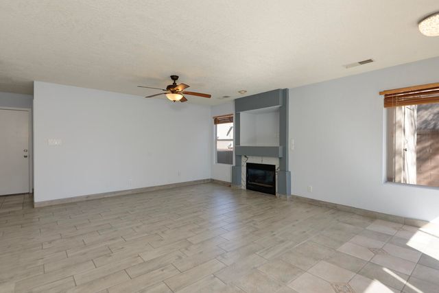 8210 Camino Paisano NW, Albuquerque, NM 87120