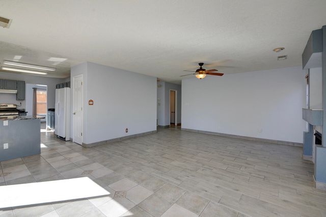 8210 Camino Paisano NW, Albuquerque, NM 87120