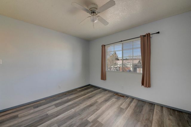 8210 Camino Paisano NW, Albuquerque, NM 87120