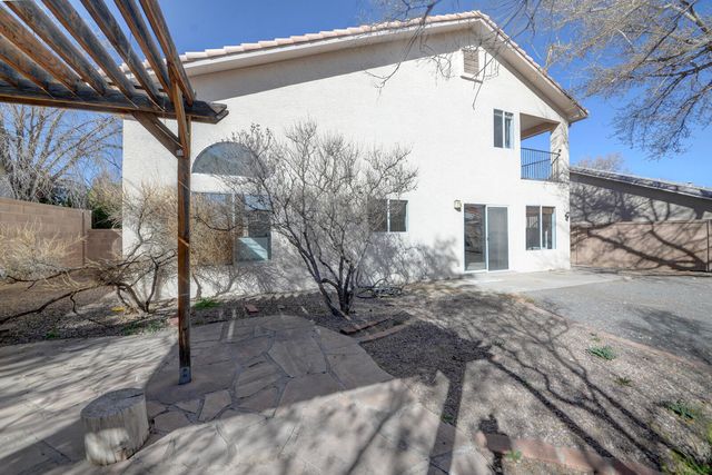 8210 Camino Paisano NW, Albuquerque, NM 87120