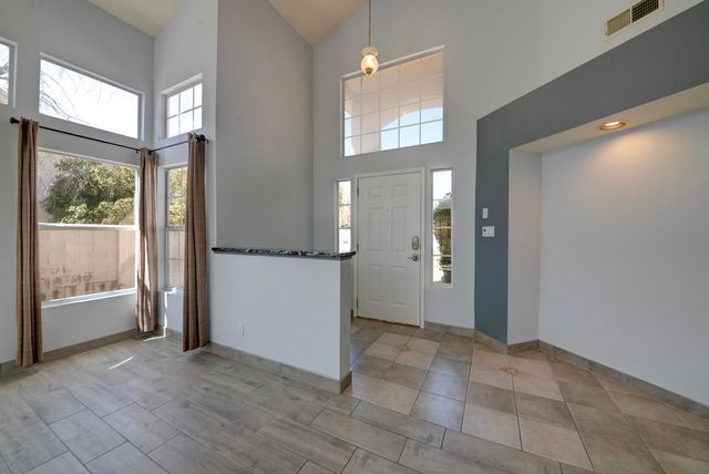 8210 Camino Paisano NW, Albuquerque, NM 87120