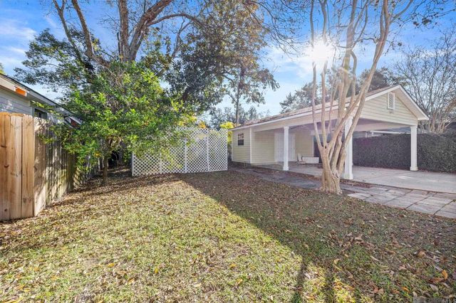 1623 St Rose, Baton Rouge, LA 70808