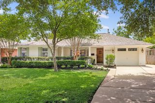 2031 Cheshire Lane, Houston, TX 77018
