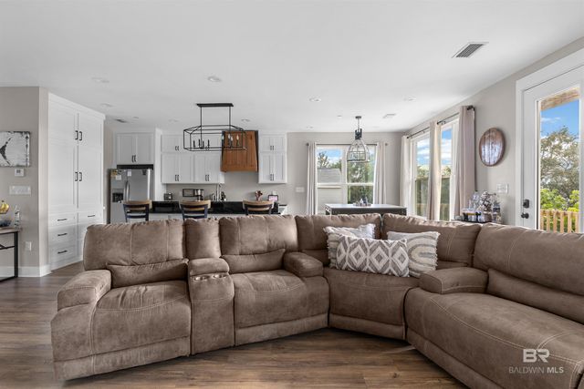 5639 Pensacola Avenue, Orange Beach, AL 36561