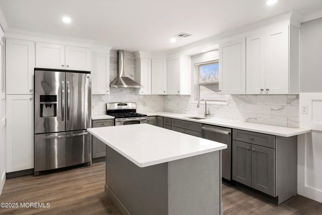 22 Marlin Drive, Bayville, NJ 08721