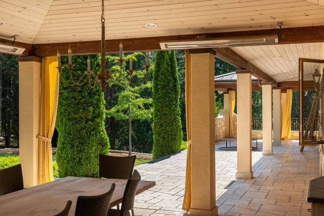 21374 Maidu Ridge Rd, Nevada City, CA 95959