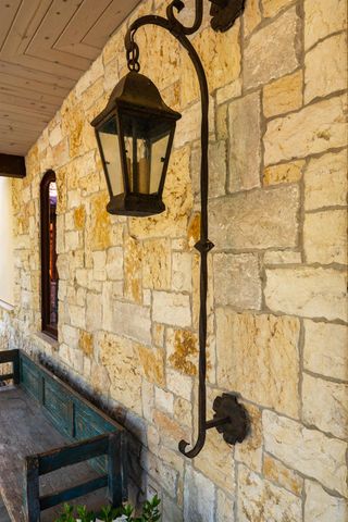21374 Maidu Ridge Rd, Nevada City, CA 95959