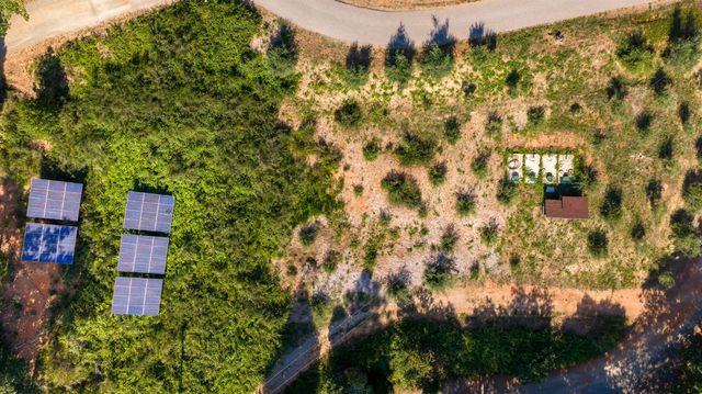 21374 Maidu Ridge Rd, Nevada City, CA 95959