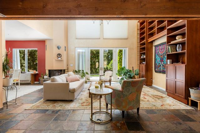21374 Maidu Ridge Rd, Nevada City, CA 95959