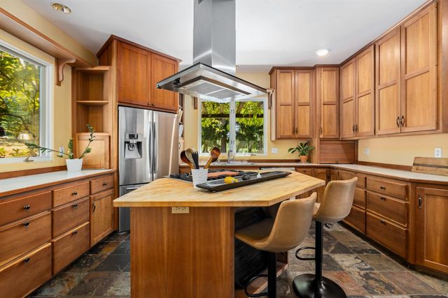 21374 Maidu Ridge Rd, Nevada City, CA 95959