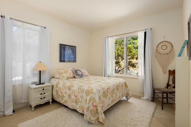 21374 Maidu Ridge Rd, Nevada City, CA 95959