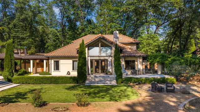 21374 Maidu Ridge Rd, Nevada City, CA 95959