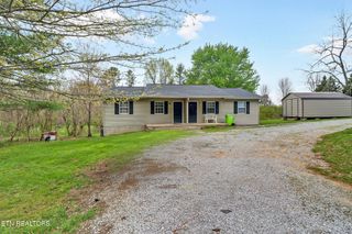 3246 Pow Camp Rd, Crossville, TN 38572