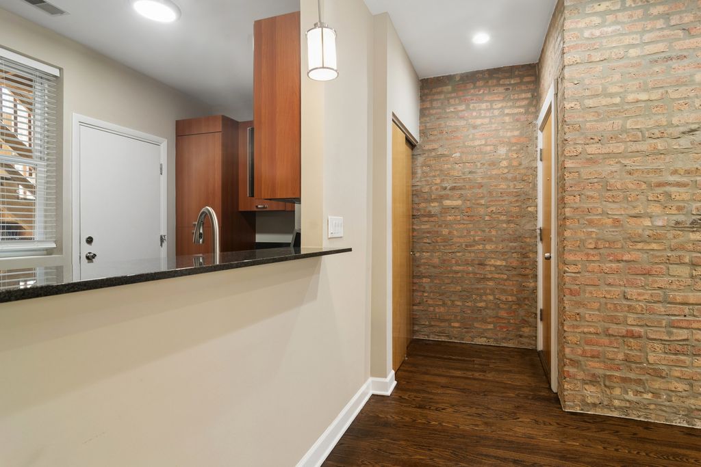 1336 W Estes Avenue 2N, Chicago, IL 60626 — photo 5
